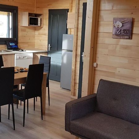 Chalet In Saint Laurent On A Slope Exteriör bild